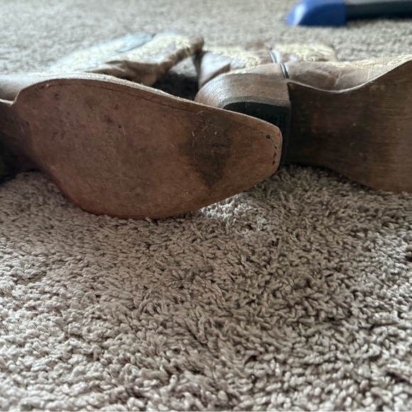 Corral Women's Crater with Bone Embroidery - Picture 8 of 8